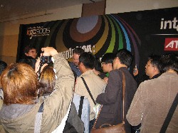 Bill Roper mobbed at KGC